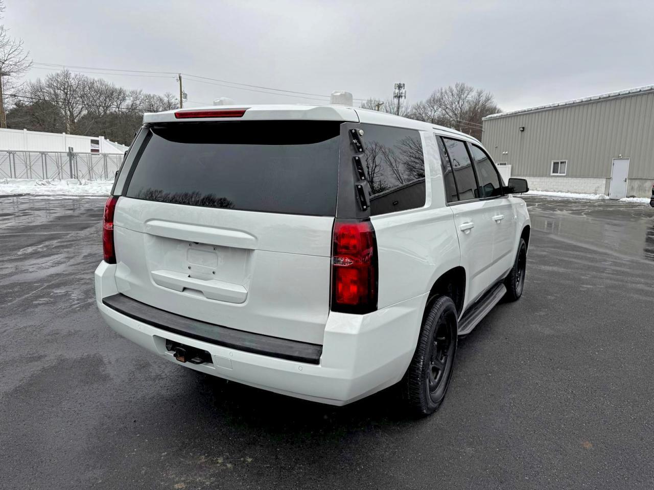 2018 Chevrolet Tahoe Police - Фото 3
