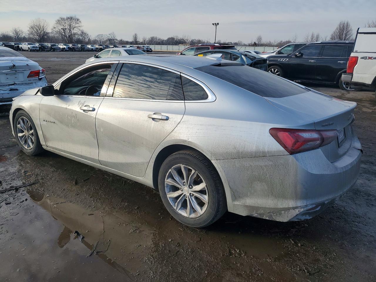 2019 Chevrolet Malibu Lt - Фото 2