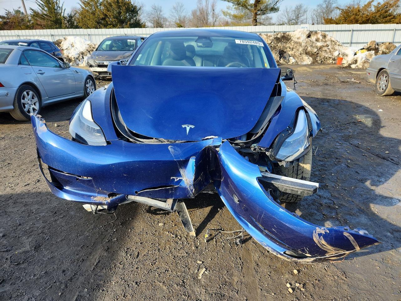 2022 Tesla Model 3 - Image 5