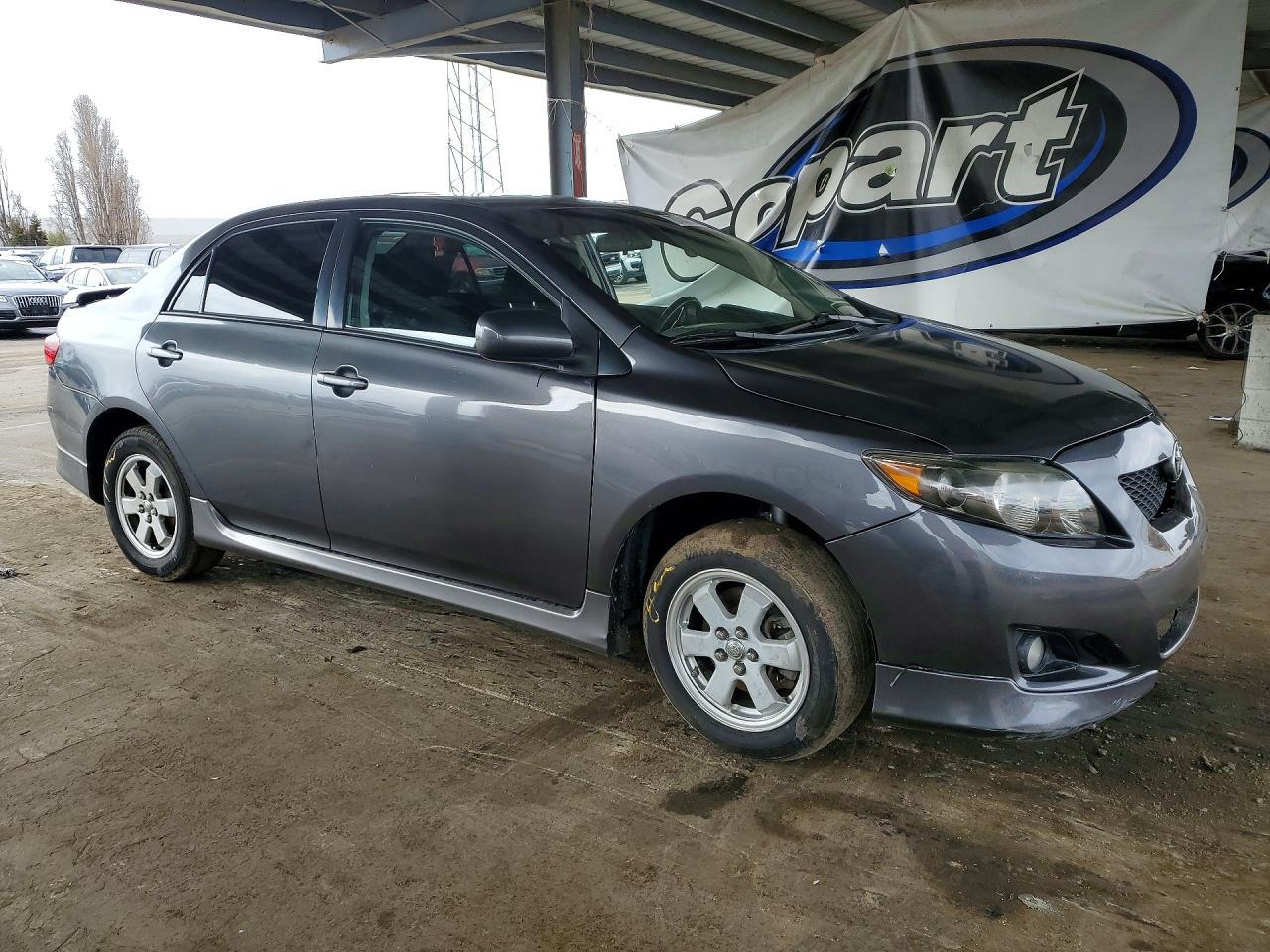 2010 Toyota Corolla Base - Фото 4