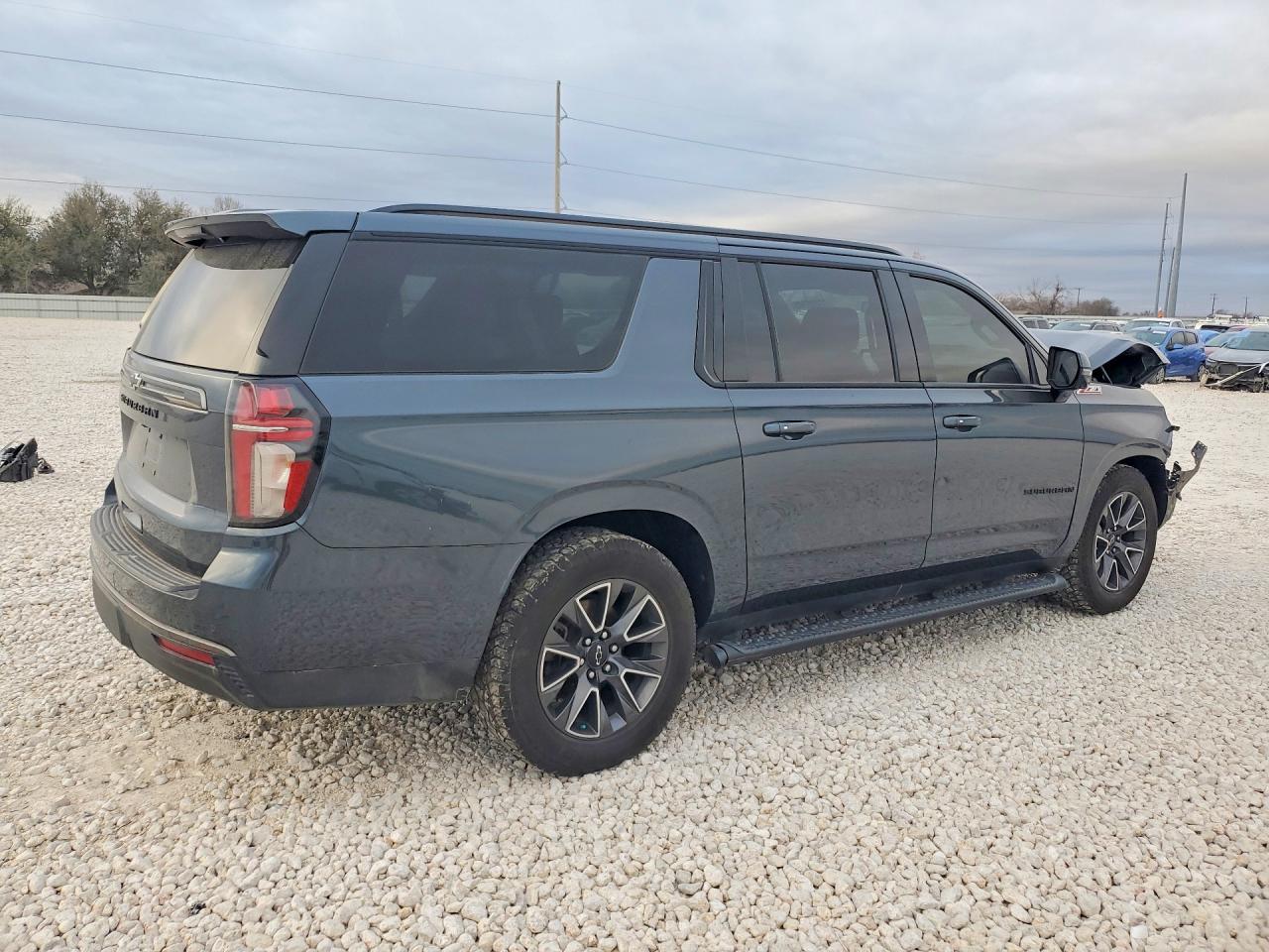2021 Chevrolet Suburban K1500 Z71 - Фото 3