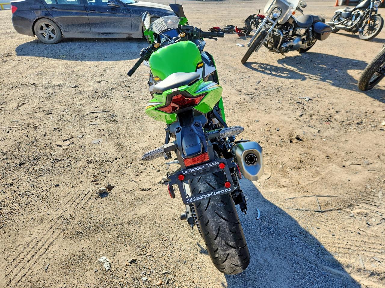 2025 Kawasaki Zx400 S - Image 4