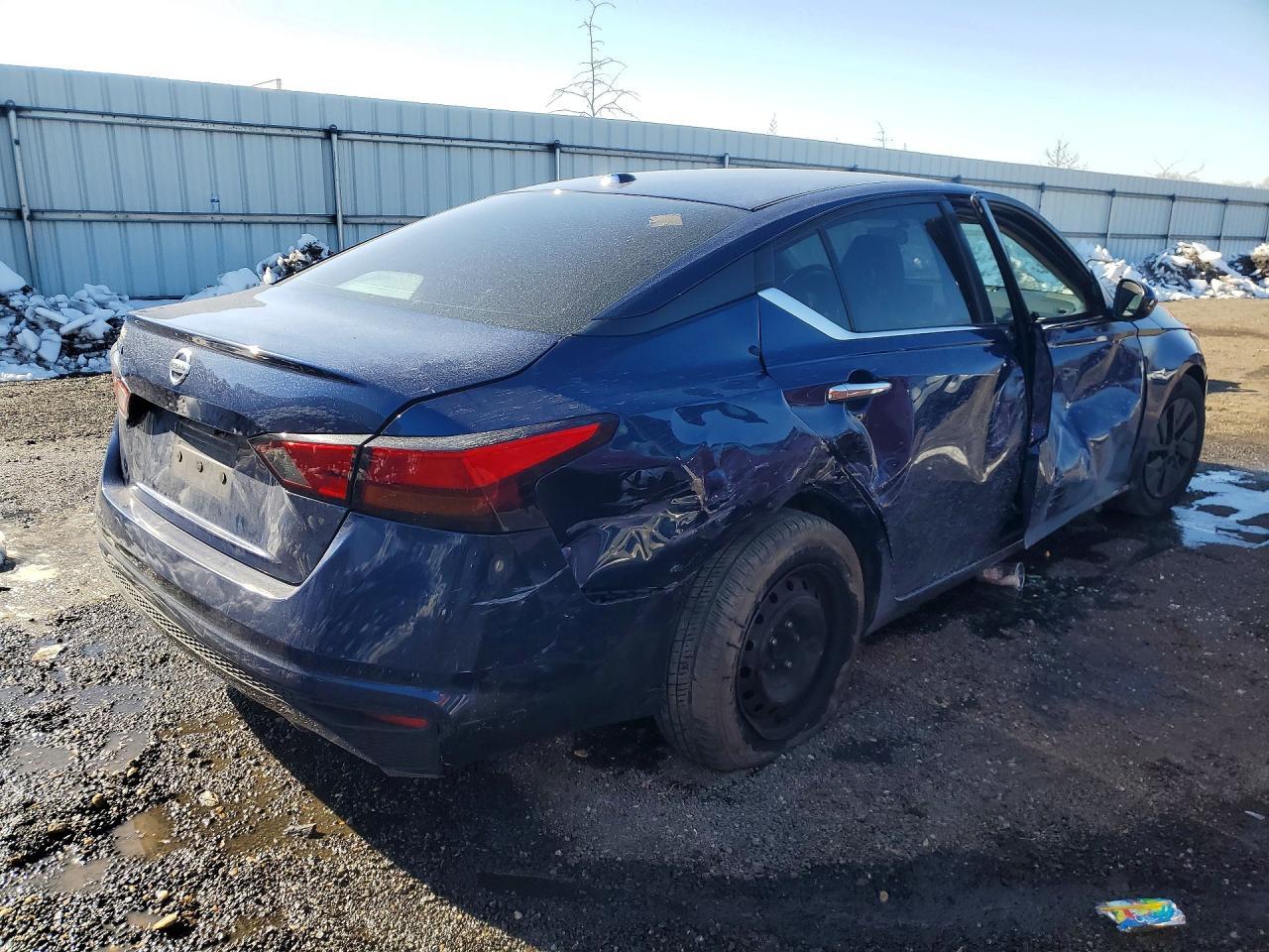 2020 Nissan Altima 2.5 S - Image 3