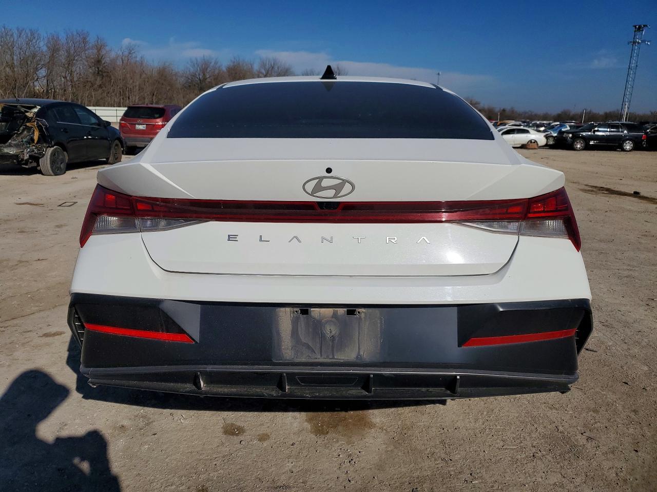 2024 Hyundai Elantra Sel - Фото 6