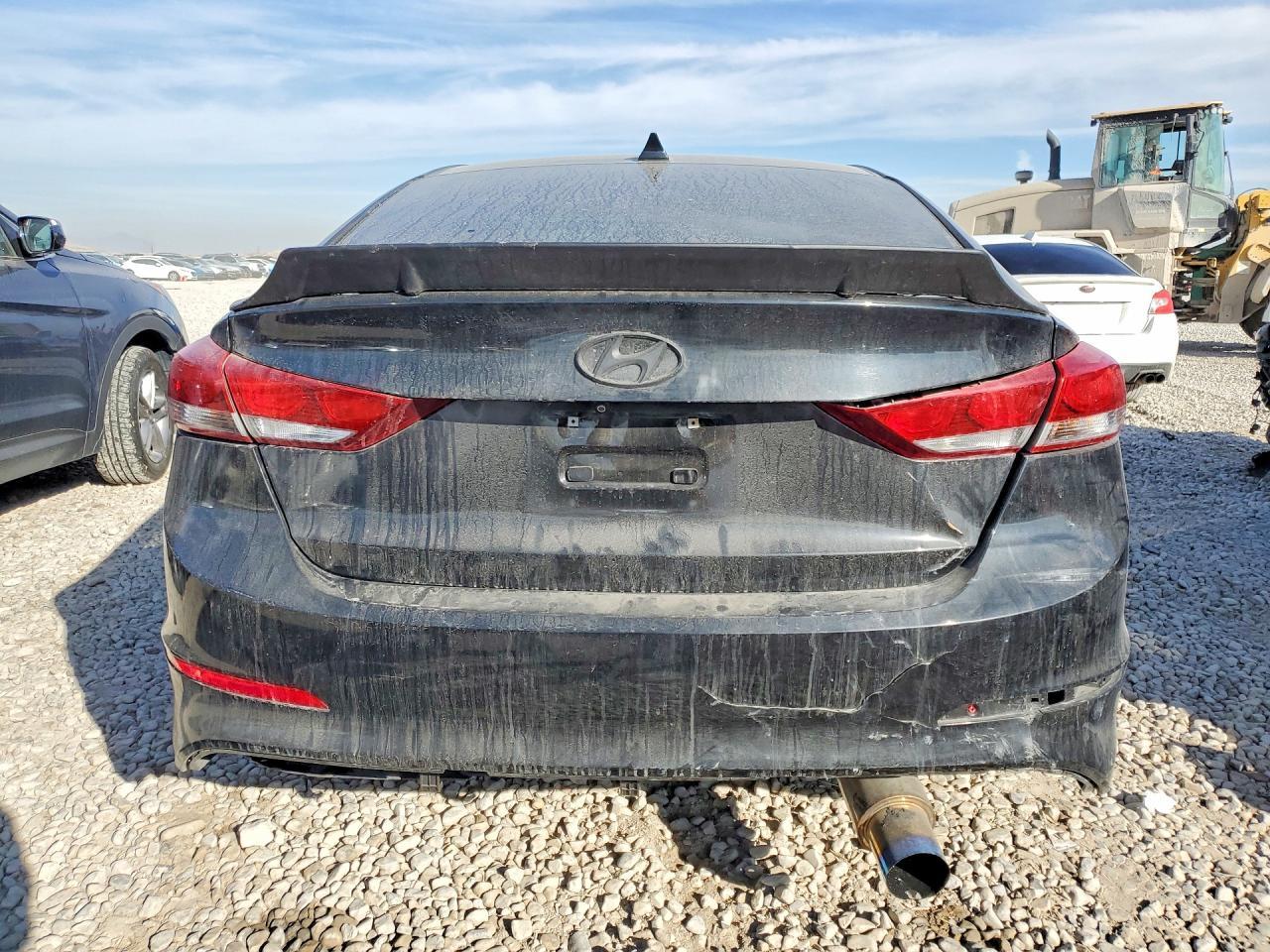 2017 Hyundai Elantra Se - Фото 6