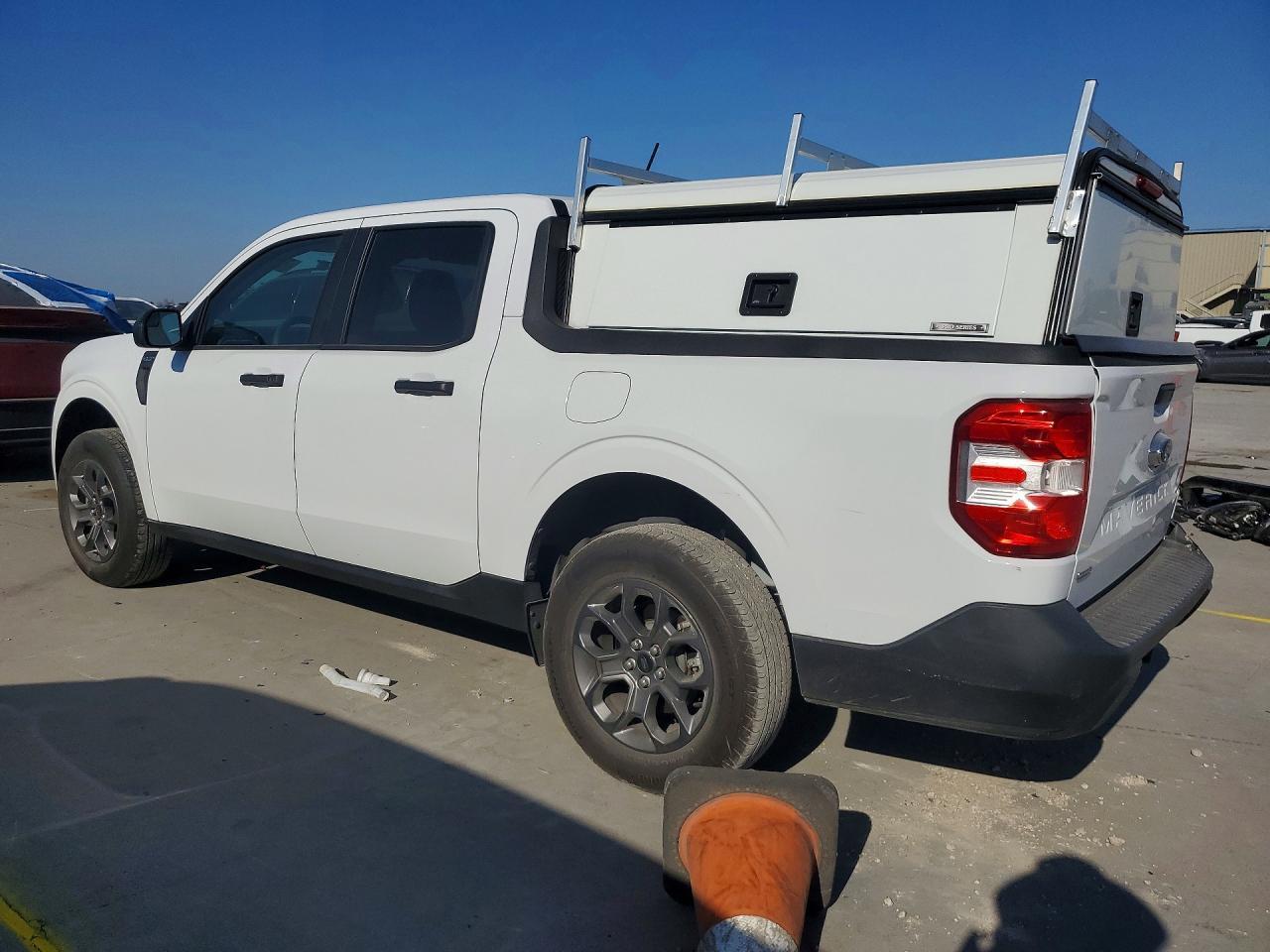 2024 Ford Maverick Xlt - Image 2