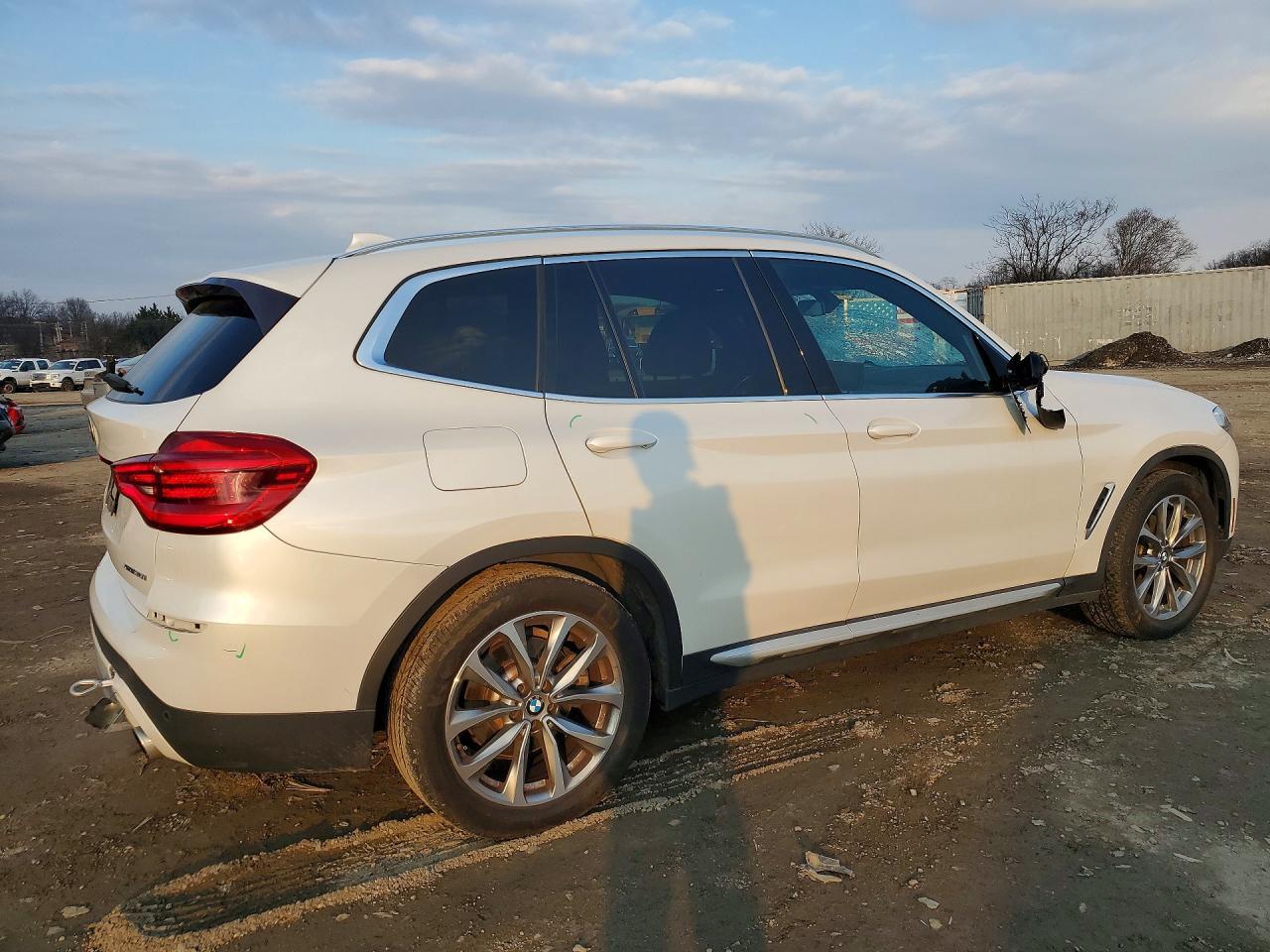 2018 BMW X3 xDrive30I - Image 3