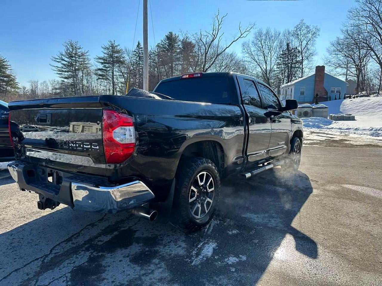 2017 Toyota Tundra Double Cab Sr - Фото 3