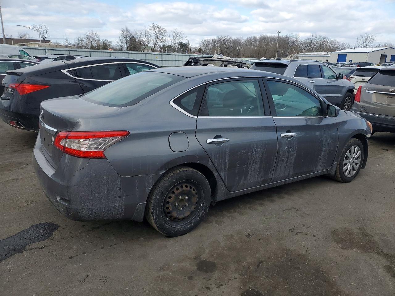 2015 Nissan Sentra S - Image 3
