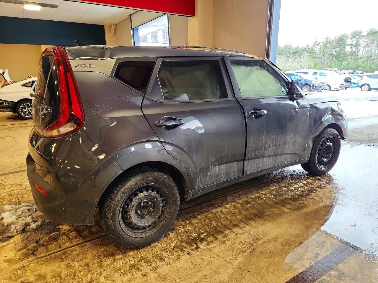2022 Kia Soul Lx - Фото 3