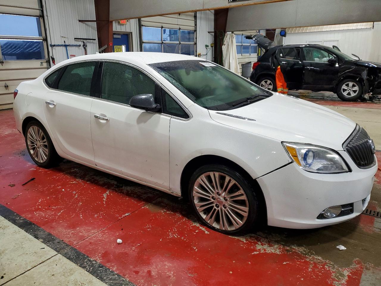 2013 Buick Verano Convenience - Фото 4