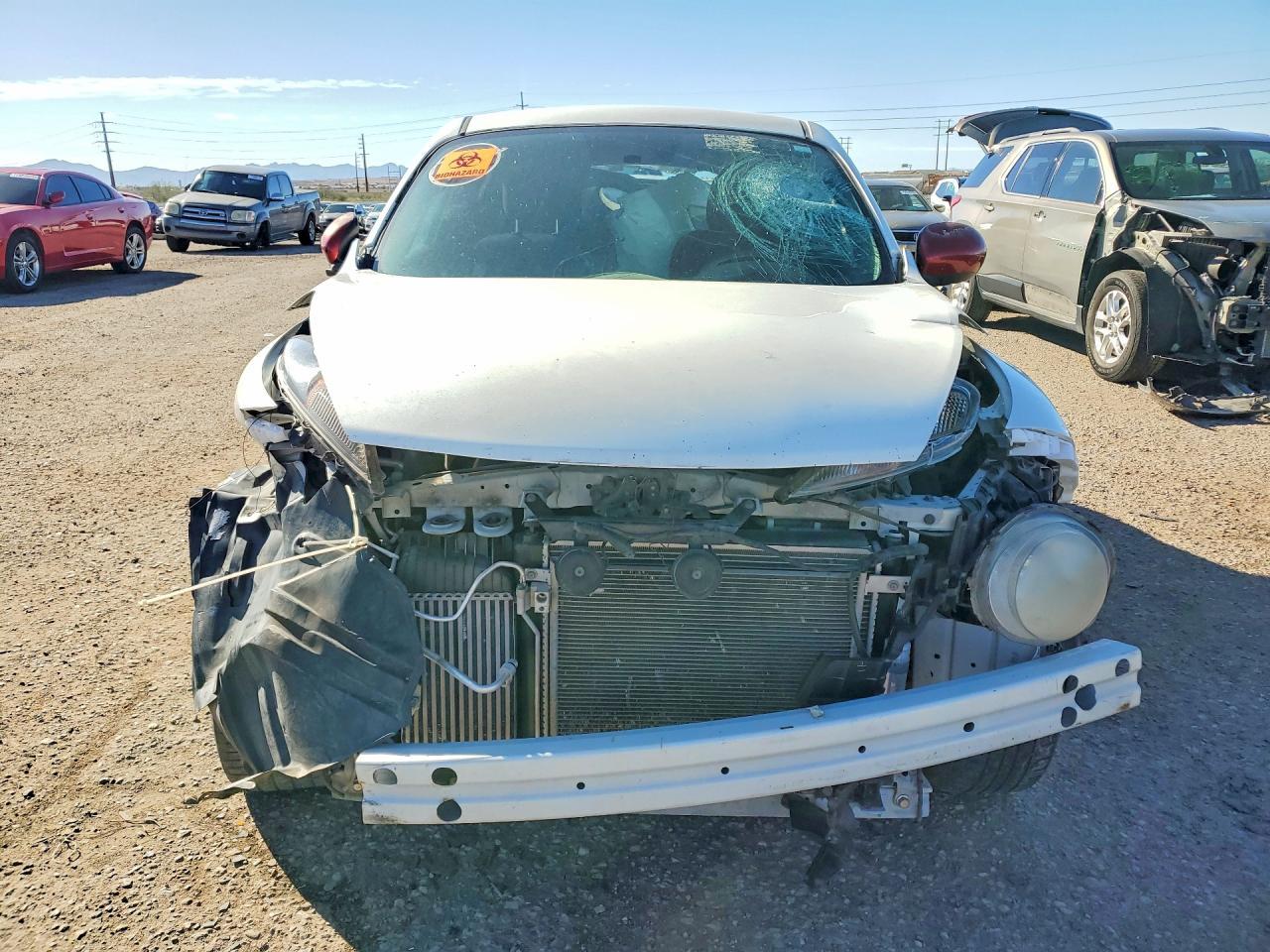 2014 Nissan Juke S - Фото 5