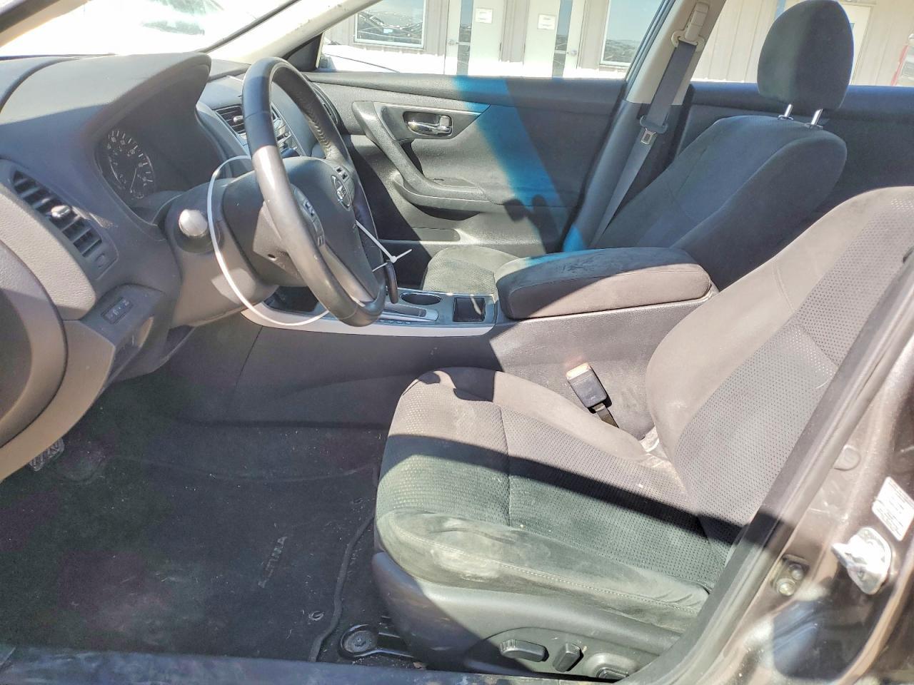 2015 Nissan Altima 2.5 - Image 7