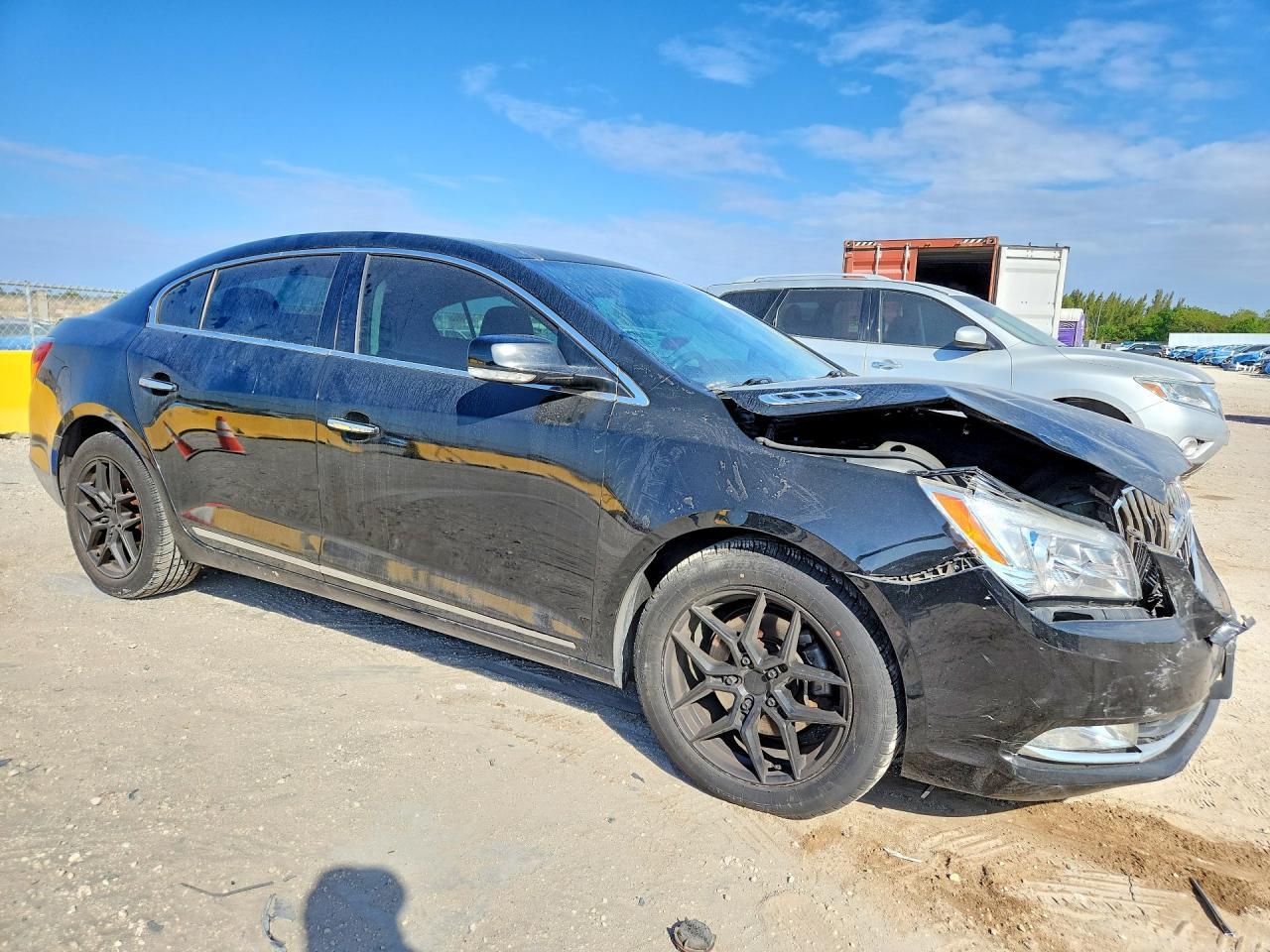 2016 Buick Lacrosse - Image 4