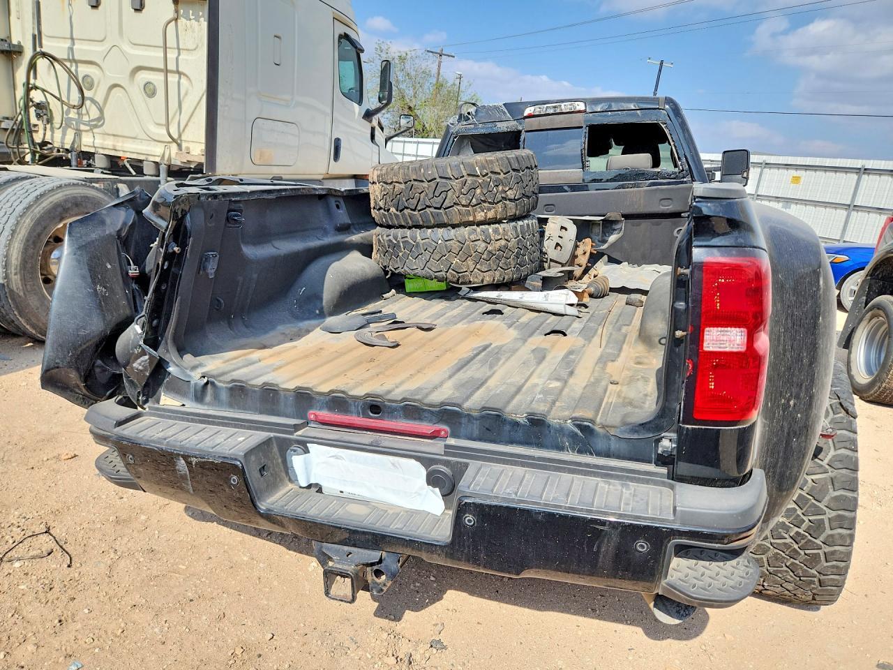 2019 Chevrolet Silverado K3500 Ltz - Image 6