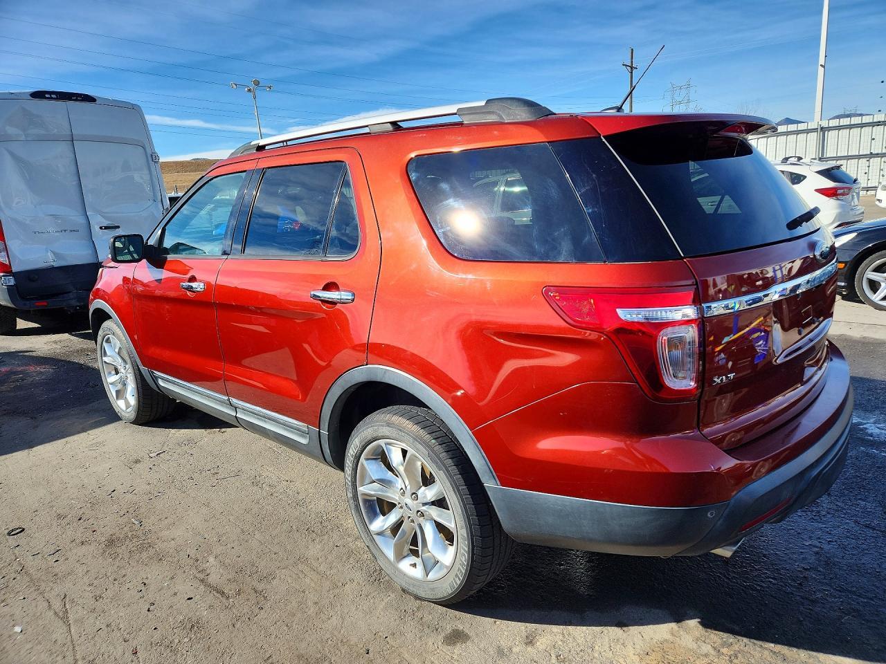 2014 Ford Explorer Xlt - Фото 2