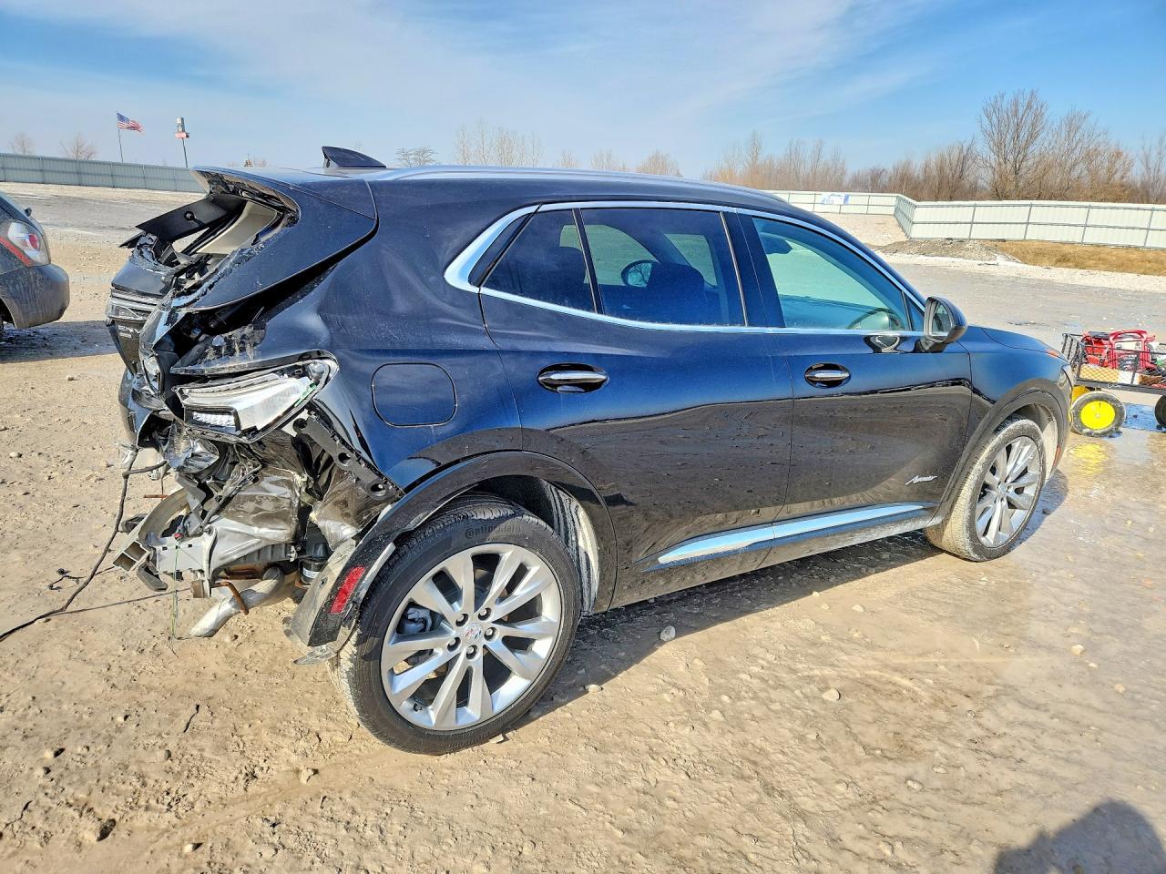 2023 Buick Envision Avenir - Image 3