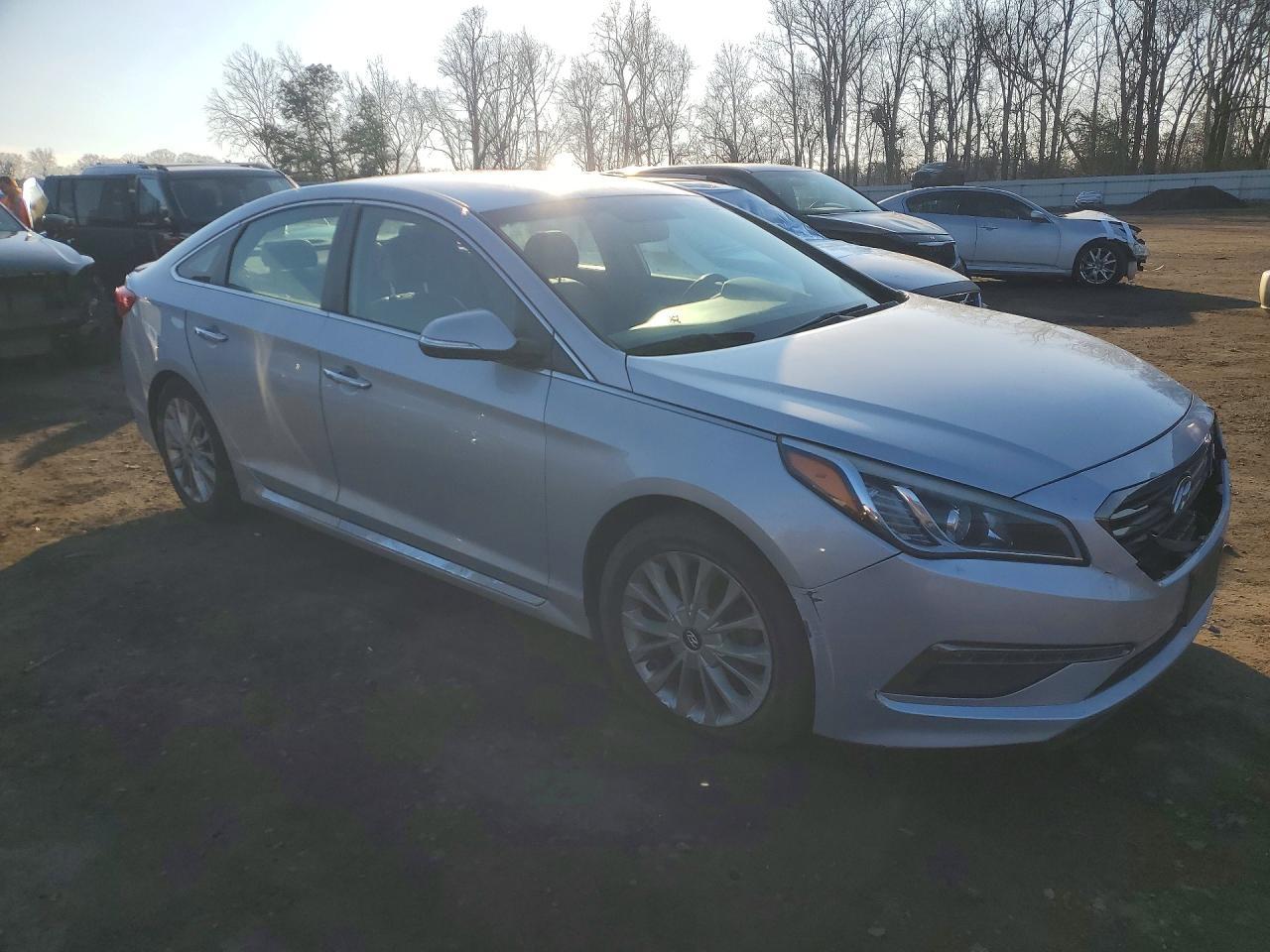 2015 Hyundai Sonata Sport - Image 4