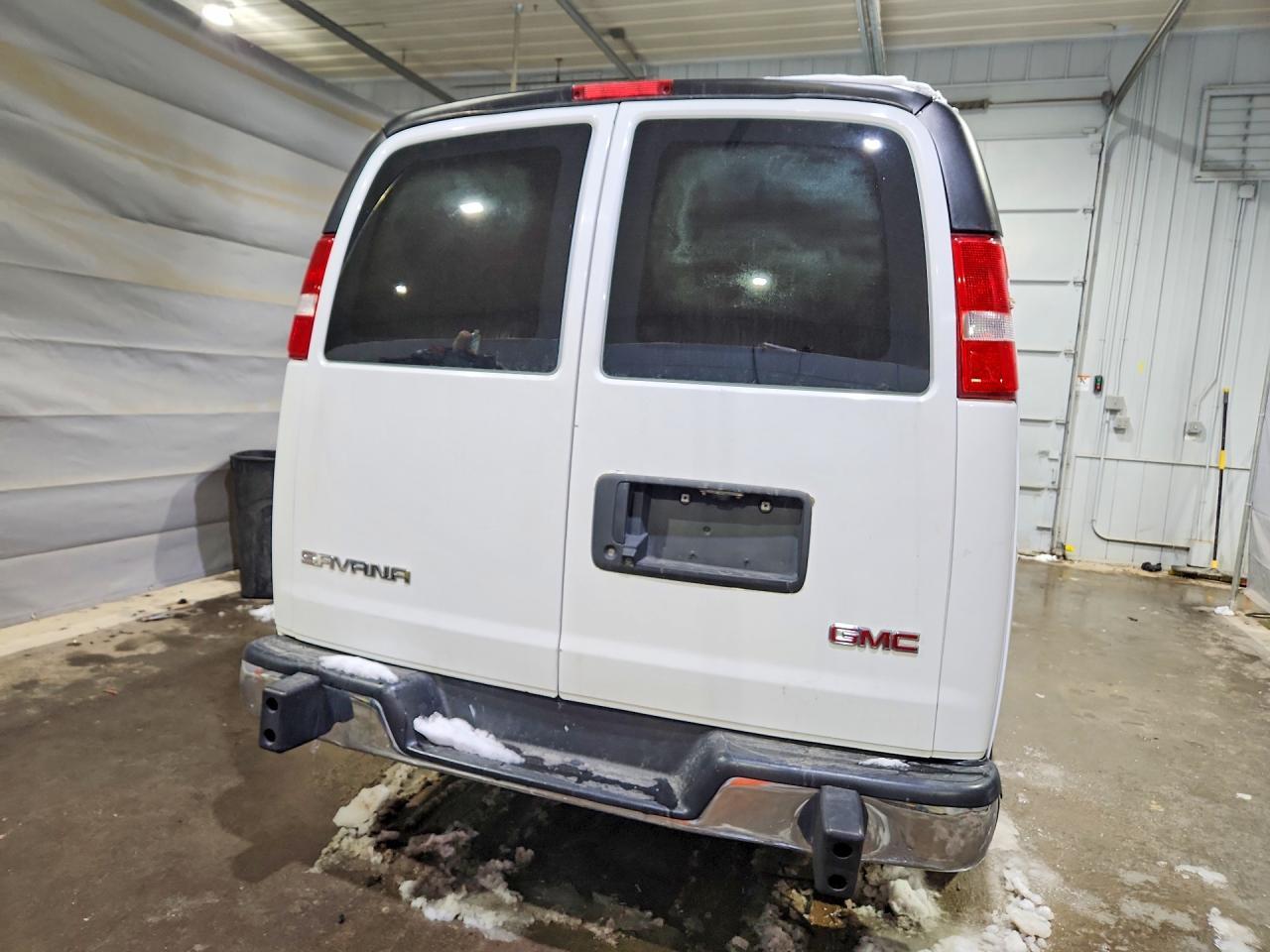 2020 GMC Savana 2500 Cargo Delivery Van - Image 6