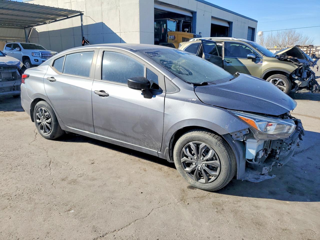 2021 Nissan Versa S - Фото 4
