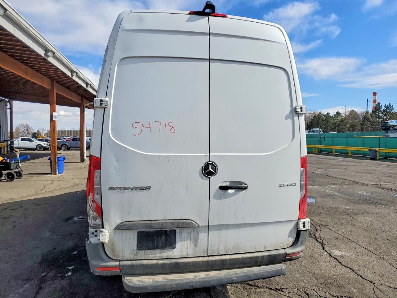 2022 Mercedes-Benz Sprinter 2500 - Фото 6