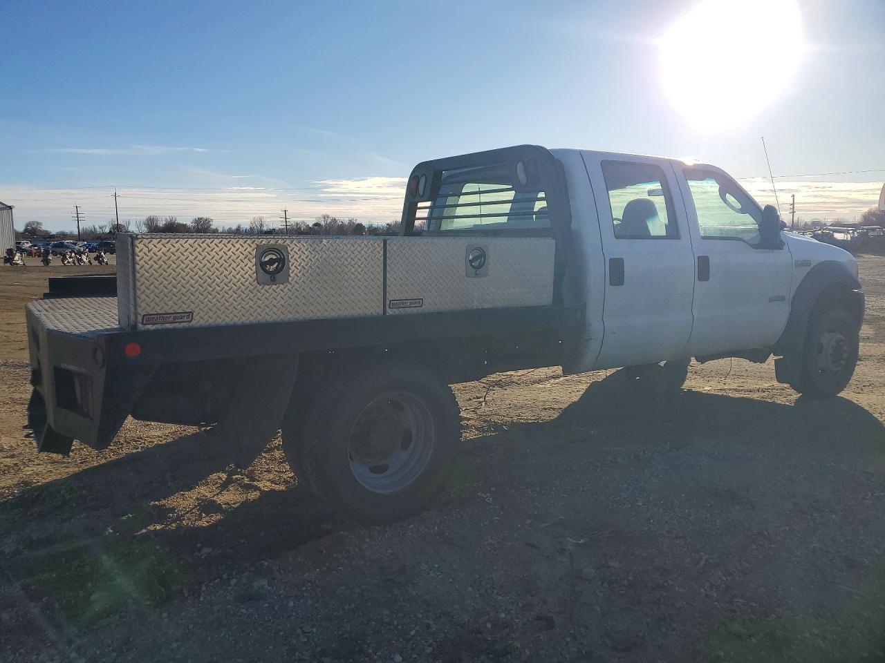 2006 Ford F450 Super Duty Flatbed Truck - Фото 3