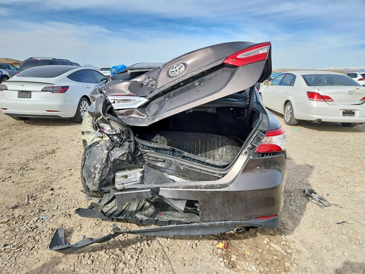 2019 Toyota Camry Le - Фото 6