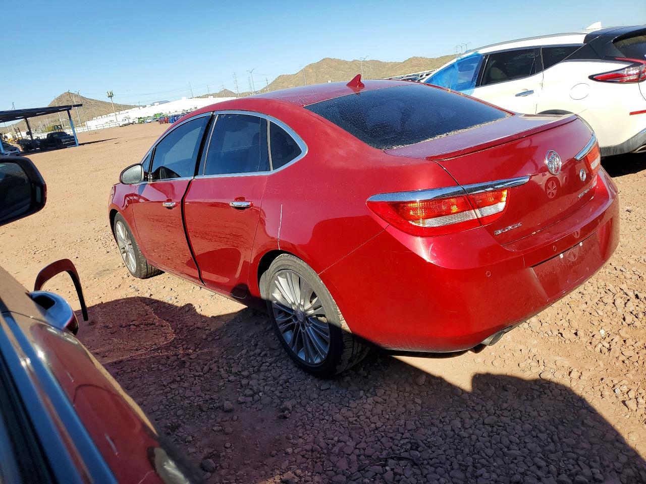 2013 Buick Verano Premium - Фото 2