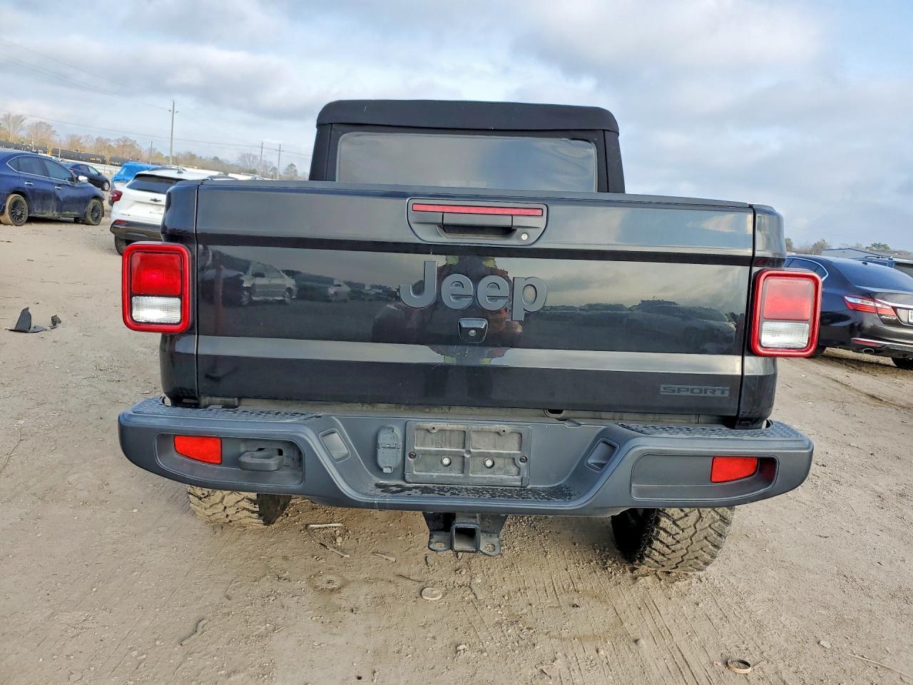 2020 Jeep Gladiator Sport - Фото 6