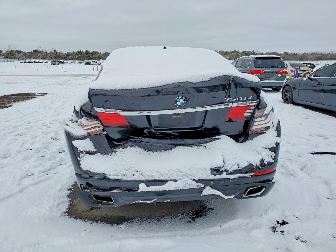 2013 BMW 750 Li - Фото 6