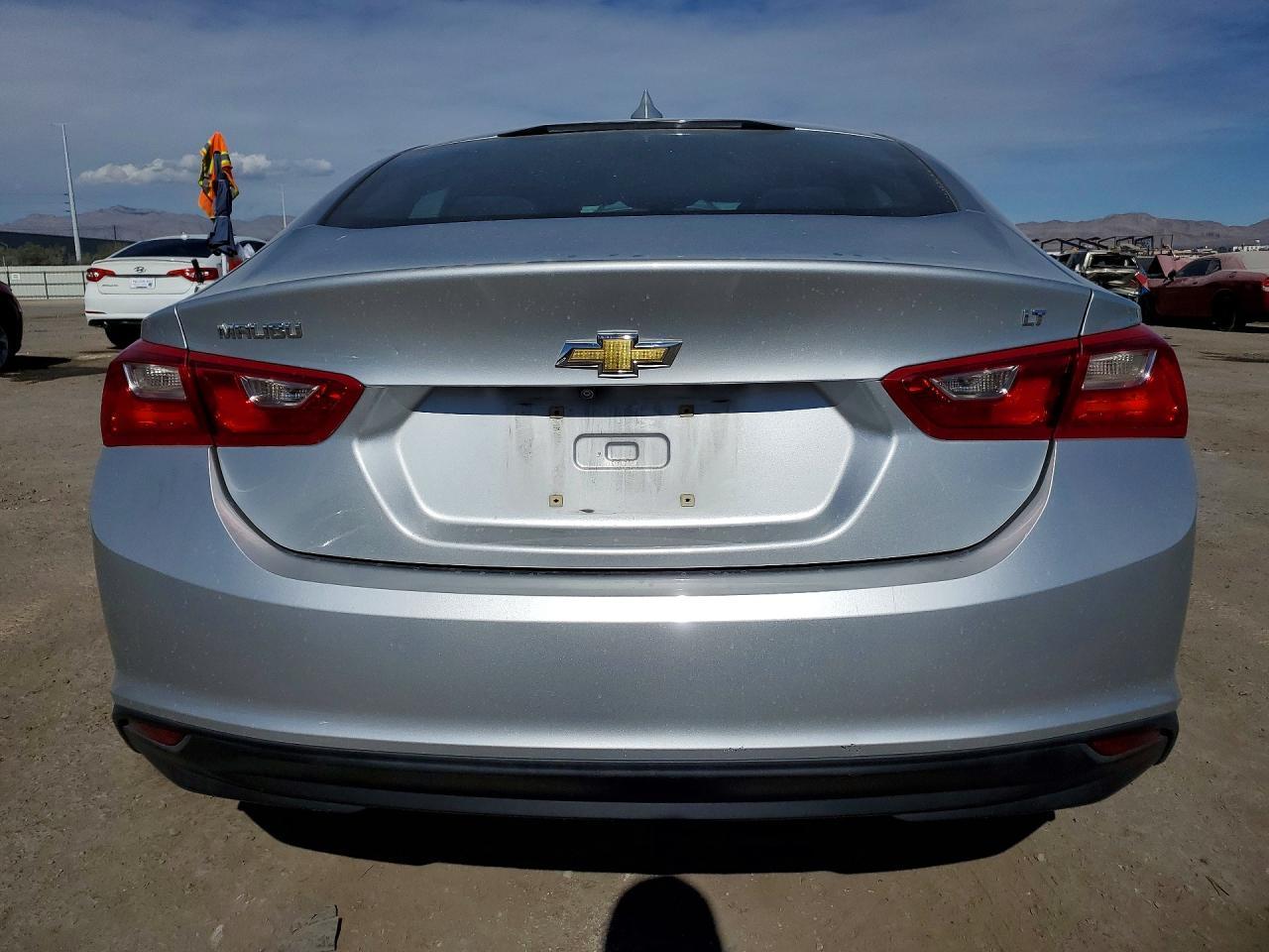 2018 Chevrolet Malibu Lt - Фото 6