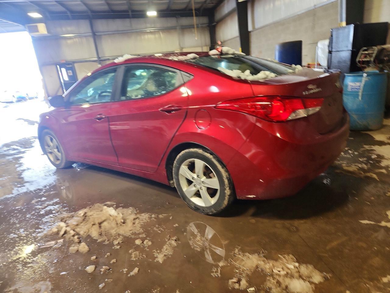2013 Hyundai Elantra Gls - Image 2
