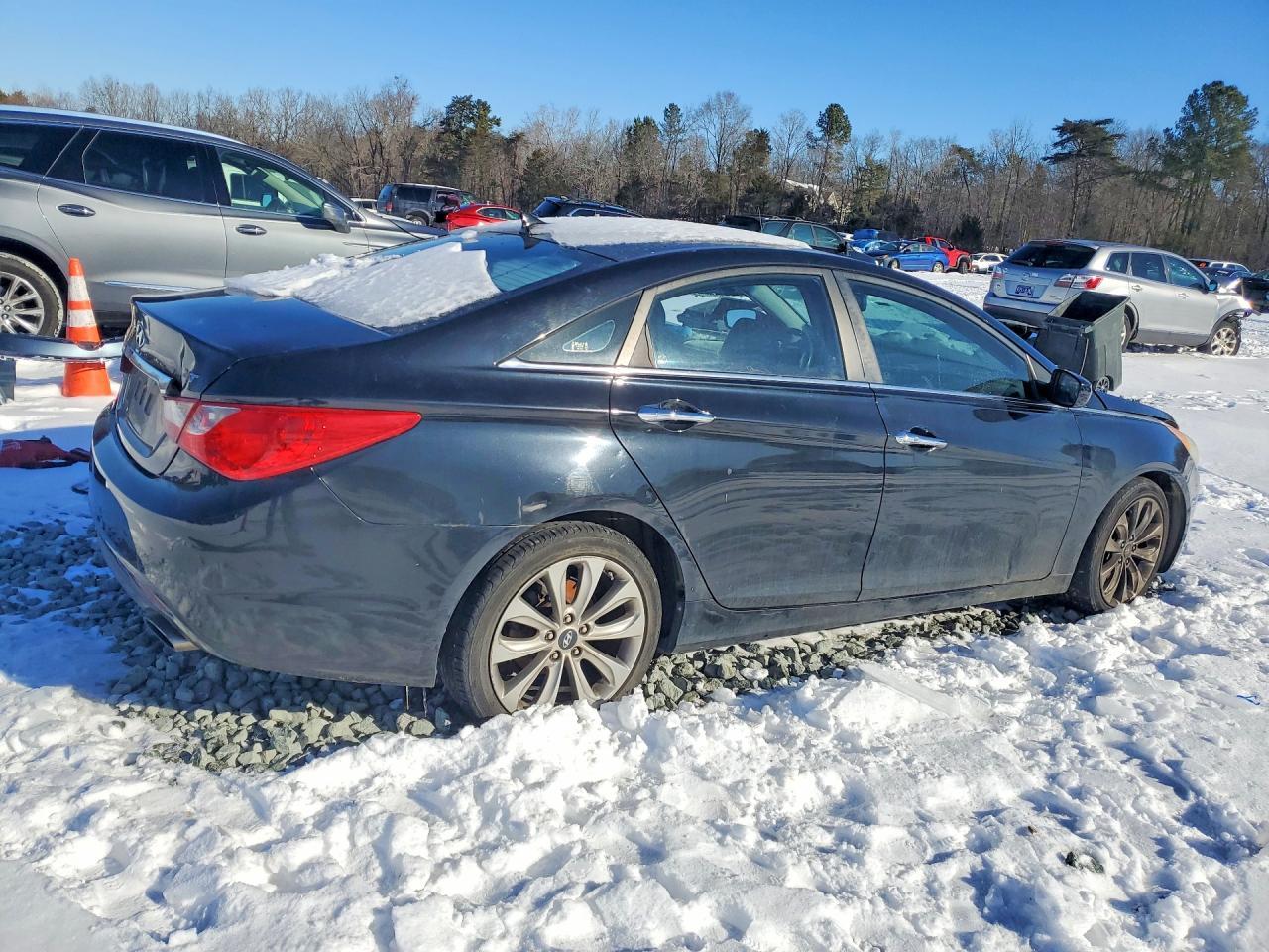 2011 Hyundai Sonata Se - Image 3
