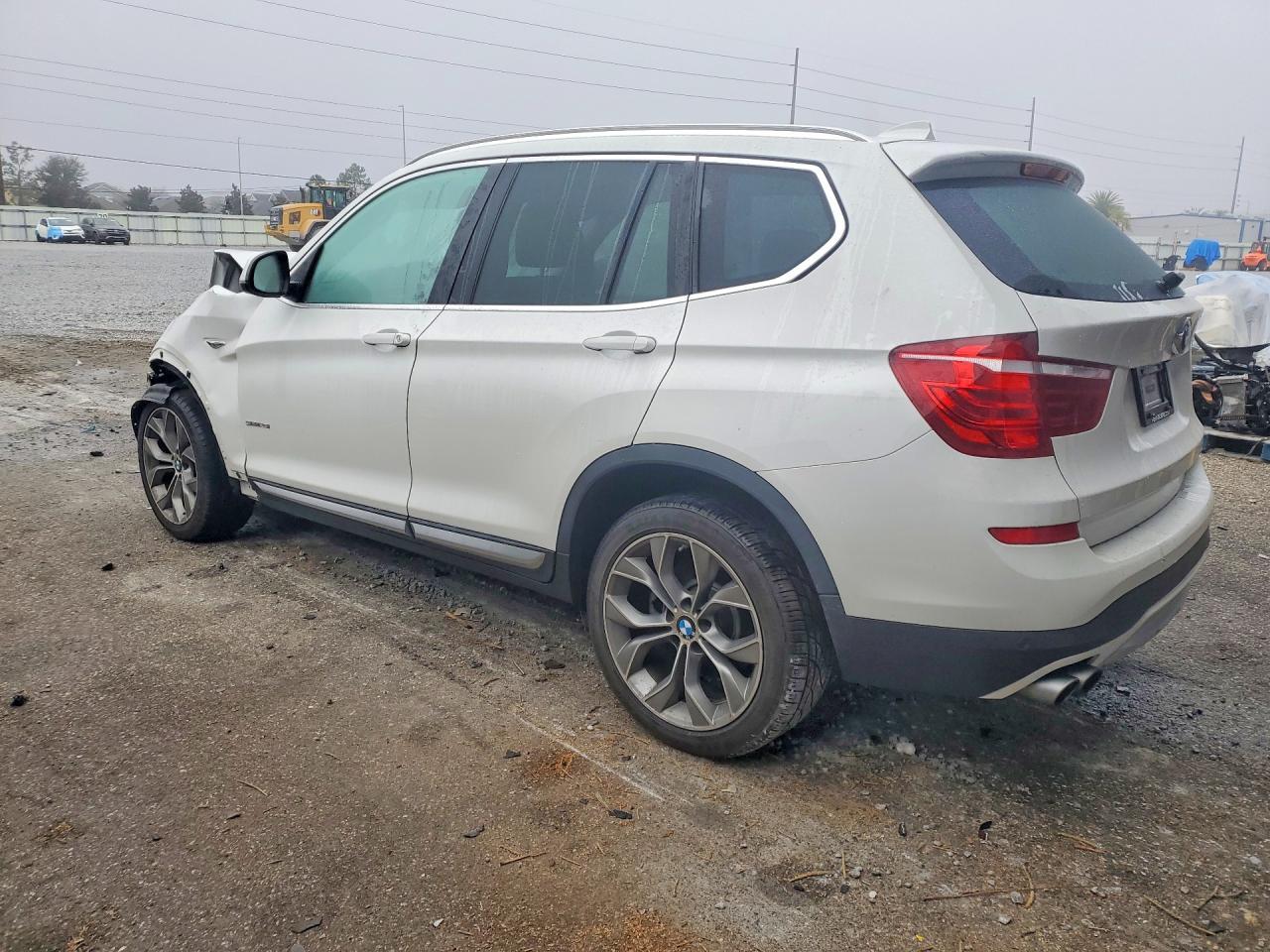 2017 BMW X3 Sdrive28I - Image 2