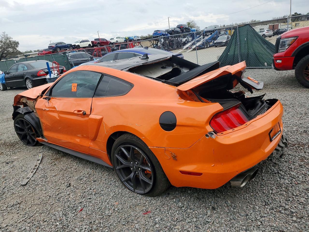 2021 Ford Mustang Mach I - Фото 2