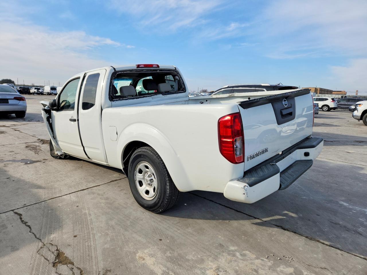 2019 Nissan Frontier S - Фото 2