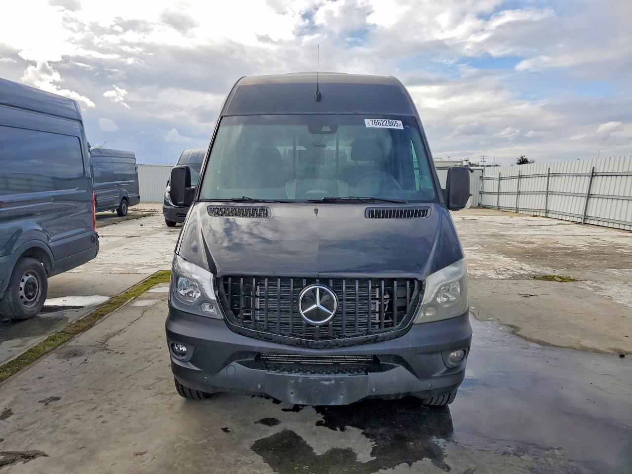 2017 Mercedes-Benz Sprinter 2500 - Фото 5