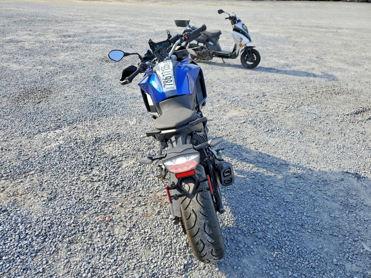 2023 BMW F 900 Xr - Фото 4
