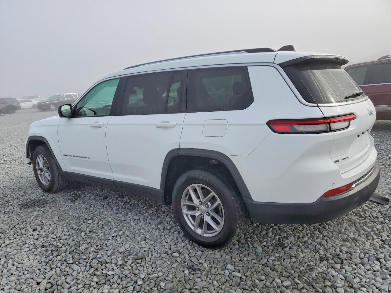 2021 Jeep Grand Cherokee L Laredo - Image 2
