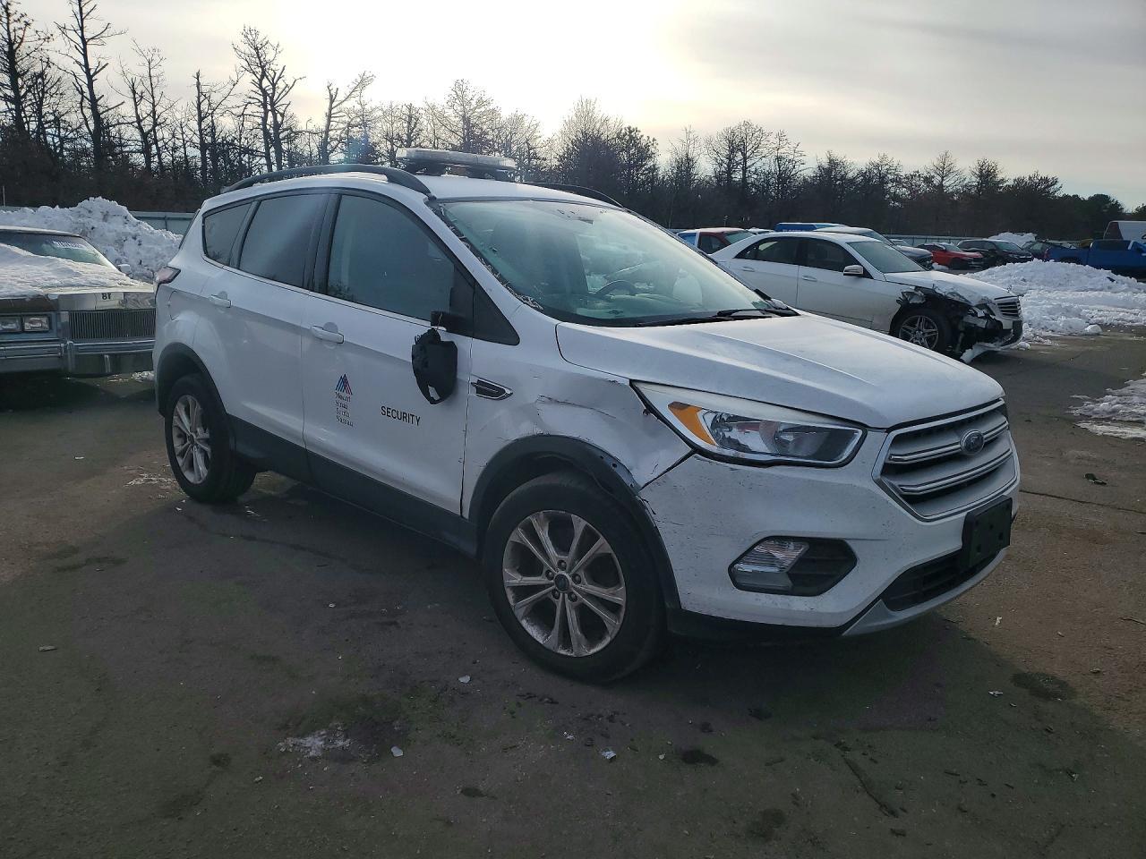 2018 Ford Escape Se - Фото 4