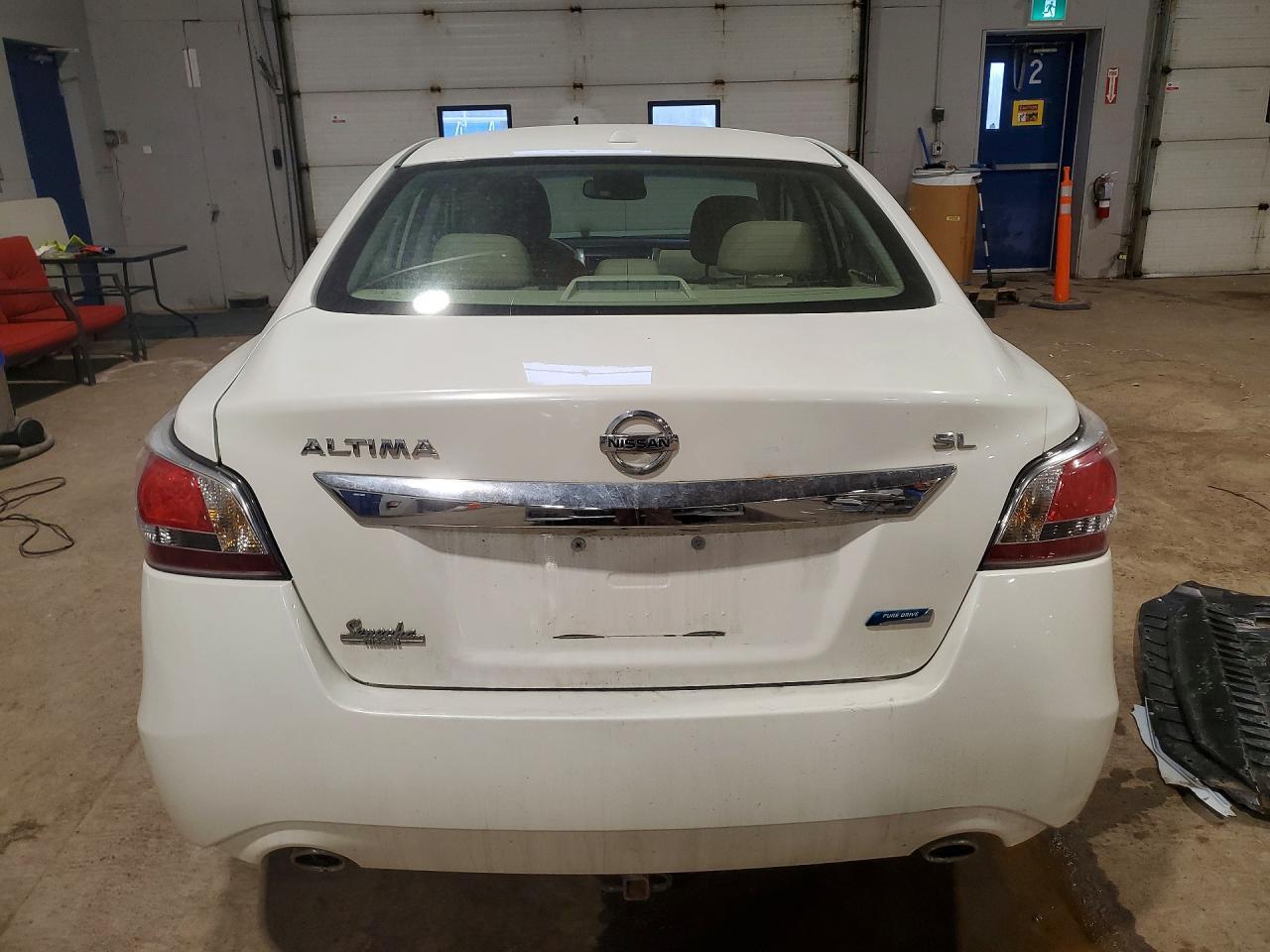 2015 Nissan Altima 2.5 - Фото 6