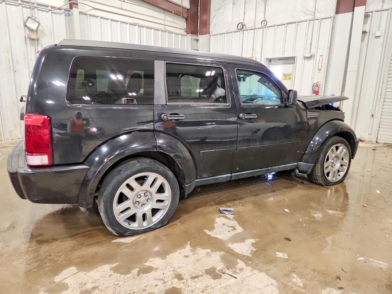2011 Dodge Nitro Heat - Image 3