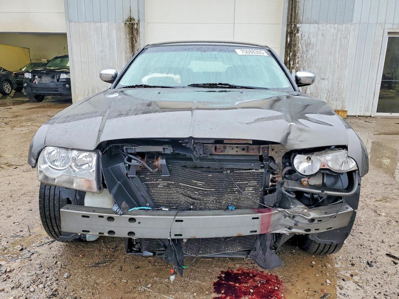 2010 Chrysler 300 Touring - Фото 5