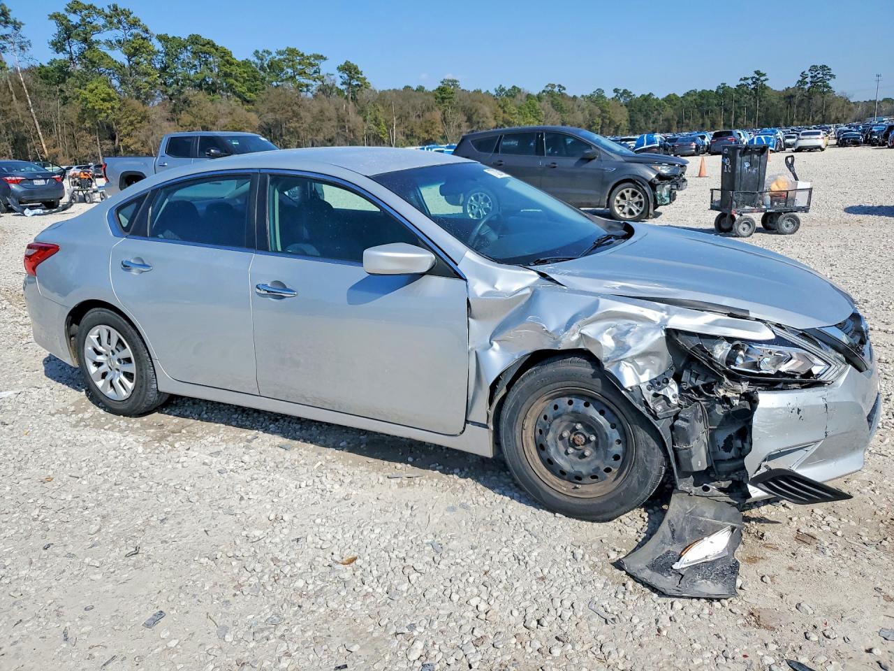 2016 Nissan Altima 2.5 S - Фото 4