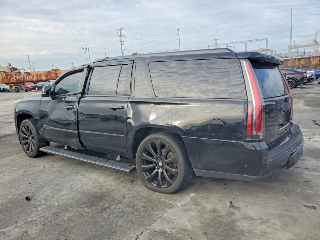 2019 Cadillac Escalade Esv Platinum - Фото 2