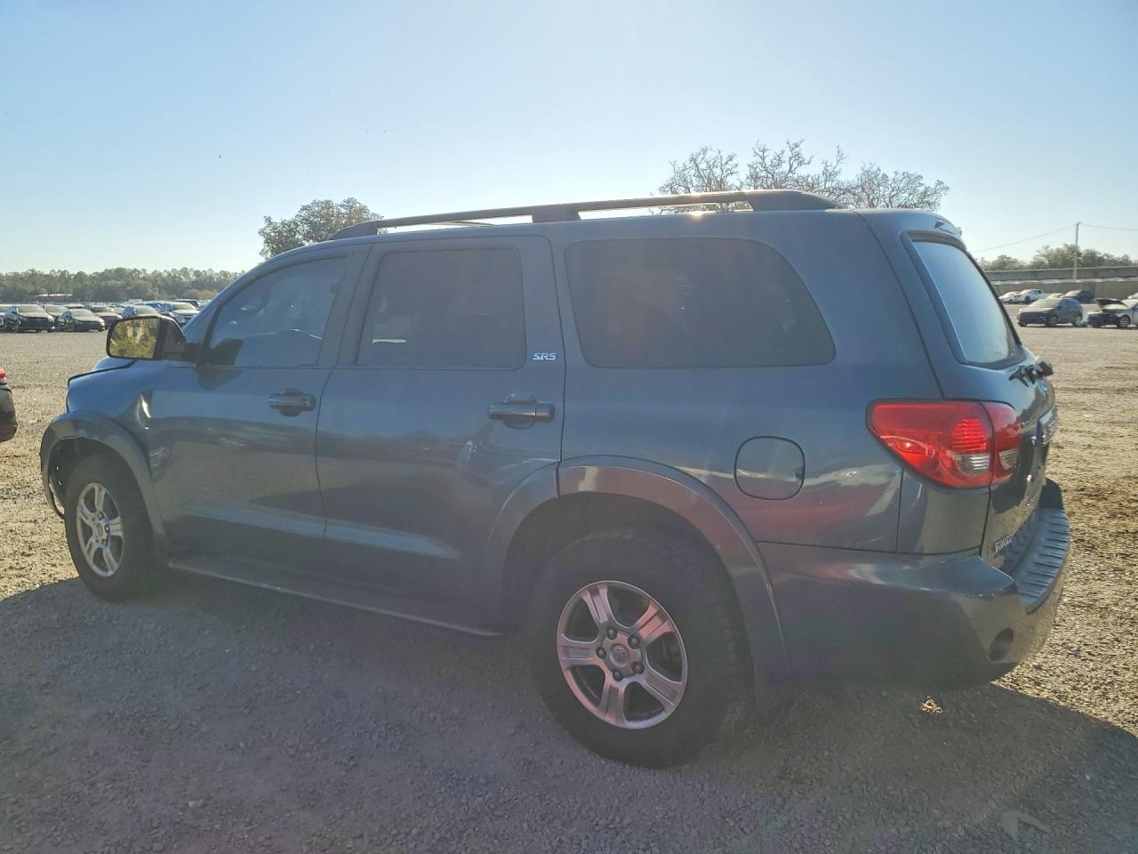 2008 Toyota Sequoia Sr5 - Image 2