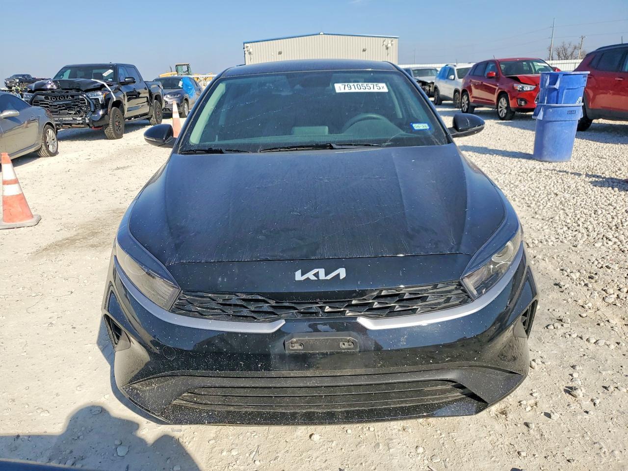 2024 Kia Forte Lxs - Image 5