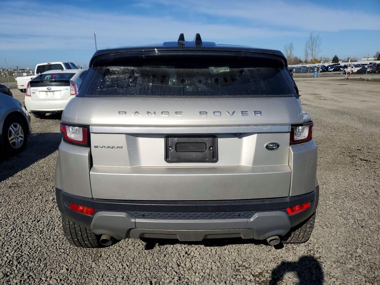 2017 Land Rover Range Rover Evoque Hse - Image 6