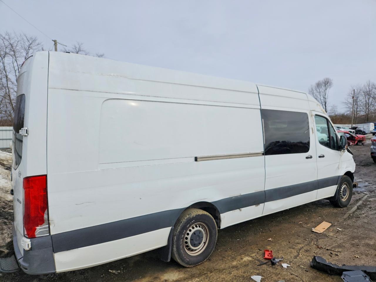 2021 Mercedes Benz Sprinter 2500 2.0L 4C Tdsl Ext Cargo High Roof - Фото 3