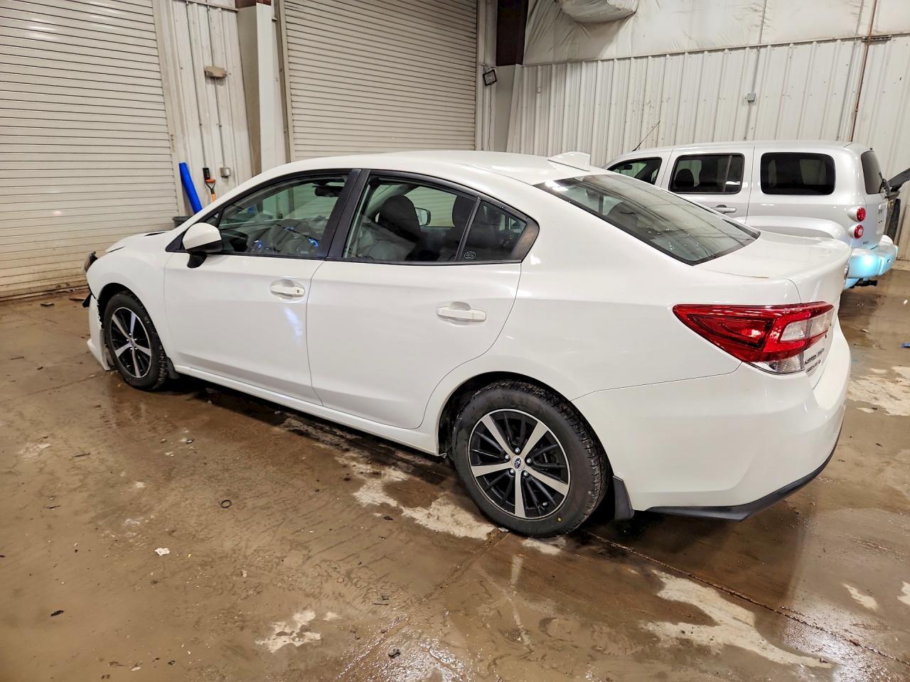 2022 Subaru Impreza Premium - Фото 2